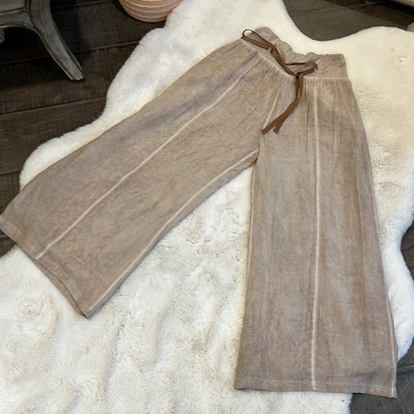 LIGHT WEIGHT SUMMER PANTS . - Picture 3 of 9